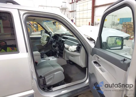 2008 Jeep Liberty Sport from USA, damaged, VIN 1J8GN28KX8W270484